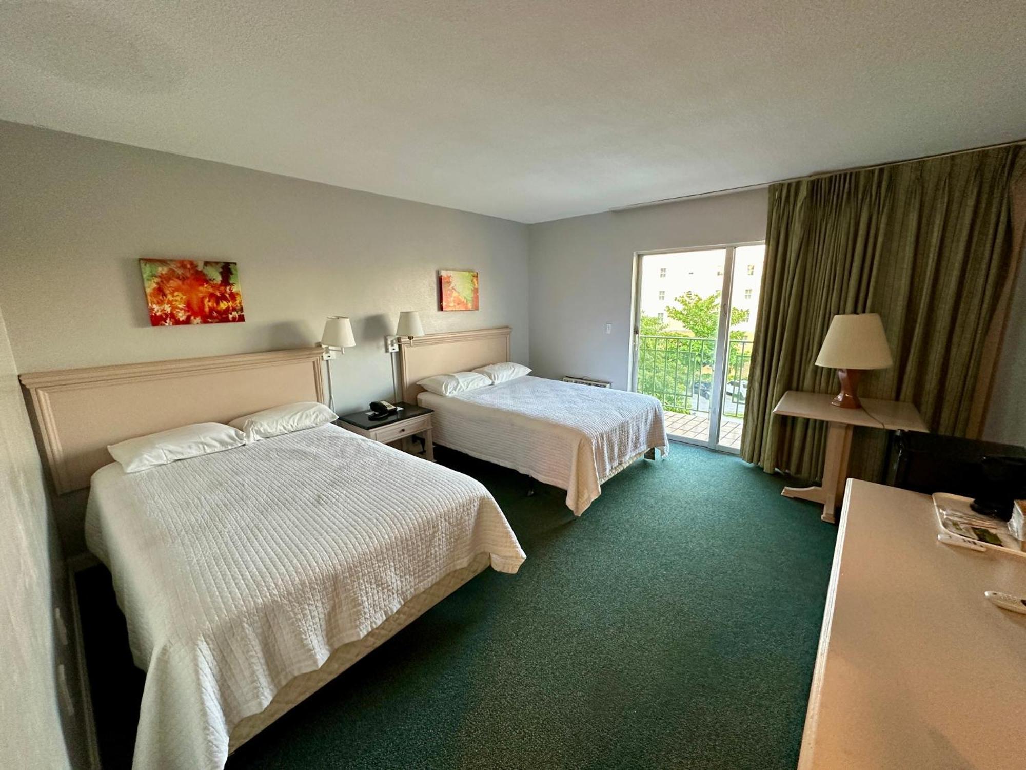 Hotel Chateaubleau Coral Gables Extérieur photo